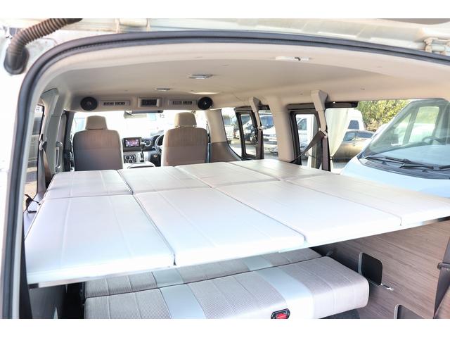 ＮＶ３５０キャラバンワゴン 　キャンピングカー／ＯＺ製グランドバケーション／２段ベッド／３列シート／社外ナビ／フリップダウンモニター／前後社外スタビライザー／パワースライドドア／リアクーラー／リアヒーター（8枚目）