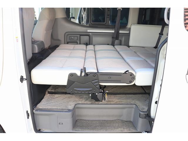 ＮＶ３５０キャラバンワゴン 　キャンピングカー／ＯＺ製グランドバケーション／２段ベッド／３列シート／社外ナビ／フリップダウンモニター／前後社外スタビライザー／パワースライドドア／リアクーラー／リアヒーター（23枚目）