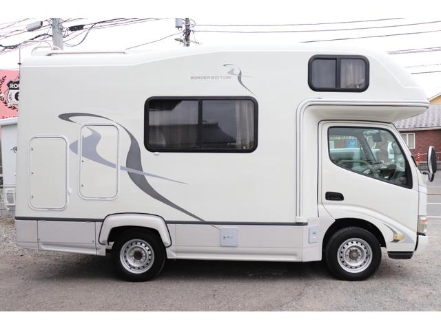 カムロード 　ナッツＲＶ／クレソンボーダーエディション／ガラスコーティング施工済み／ＦＦヒーター／ツインサブバッテリー／１５００Ｗインバーター／電動マックスファン／ソーラーパネル×２／２段ベッド（5枚目）