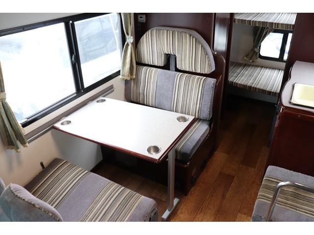 カムロード 　ナッツＲＶ／クレソンボーダーエディション／ガラスコーティング施工済み／ＦＦヒーター／ツインサブバッテリー／１５００Ｗインバーター／電動マックスファン／ソーラーパネル×２／２段ベッド（14枚目）