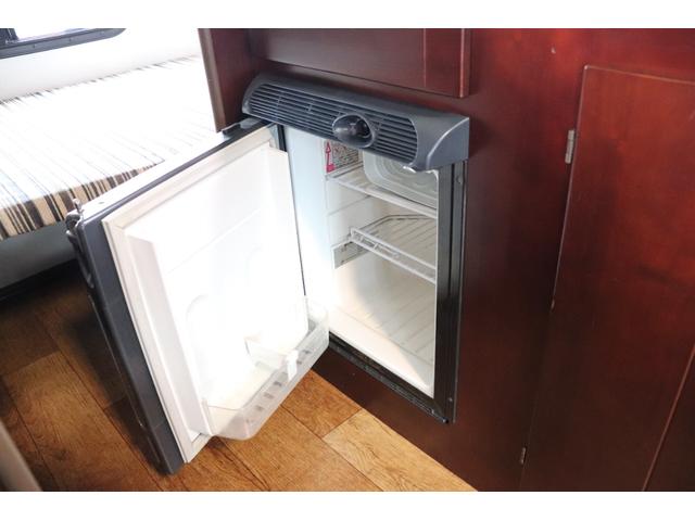 カムロード 　ナッツＲＶ／クレソンボーダーエディション／ガラスコーティング施工済み／ＦＦヒーター／ツインサブバッテリー／１５００Ｗインバーター／電動マックスファン／ソーラーパネル×２／２段ベッド（17枚目）