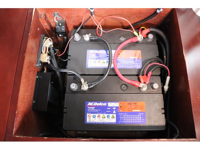 カムロード 　ナッツＲＶ／クレソンボーダーエディション／ガラスコーティング施工済み／ＦＦヒーター／ツインサブバッテリー／１５００Ｗインバーター／電動マックスファン／ソーラーパネル×２／２段ベッド（18枚目）