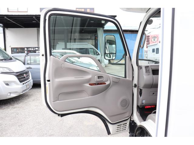 カムロード 　ナッツＲＶ／クレソンボーダーエディション／ガラスコーティング施工済み／ＦＦヒーター／ツインサブバッテリー／１５００Ｗインバーター／電動マックスファン／ソーラーパネル×２／２段ベッド（29枚目）