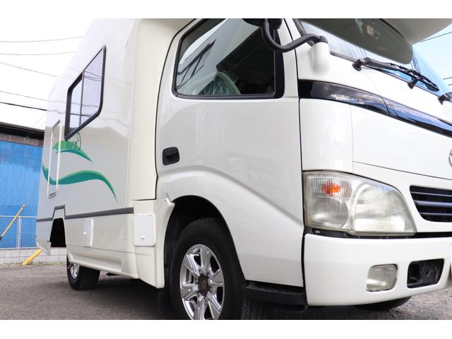 カムロード 　ナッツＲＶ／クレソン／外装磨きコーティング済／ＦＦヒーター／電子レンジ／リアクーラー／冷蔵庫／ポータブルトイレ／ツインサブバッテリー／２０００Ｗインバーター／マックスファン／サイドオーニング／外部電源（6枚目）