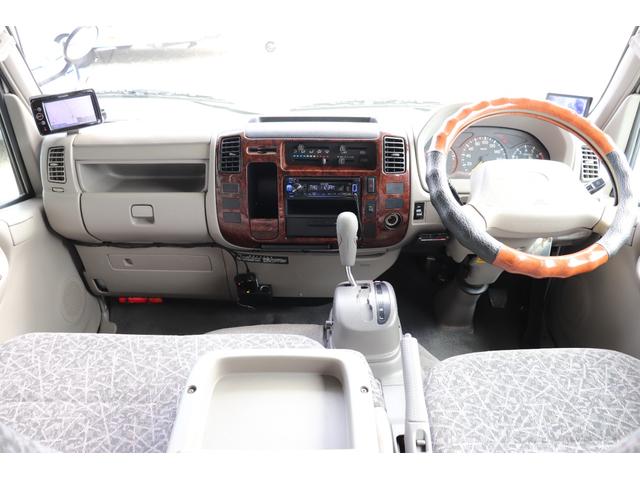 カムロード 　ナッツＲＶ／クレソン／外装磨きコーティング済／ＦＦヒーター／電子レンジ／リアクーラー／冷蔵庫／ポータブルトイレ／ツインサブバッテリー／２０００Ｗインバーター／マックスファン／サイドオーニング／外部電源（30枚目）