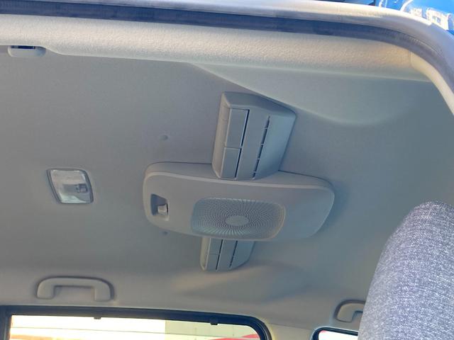 シエンタ ハイブリッドＺ　ワンオーナー　禁煙車　天井サーキュレーター　純正ディスプレイオーディオ　ナビ　ＢＴ　地デジ　全周囲カメラ　両側電動スライドドア　レーダークルーズコントロール　Ｄミラー　ドライブレコーダー　ＥＴＣ（7枚目）