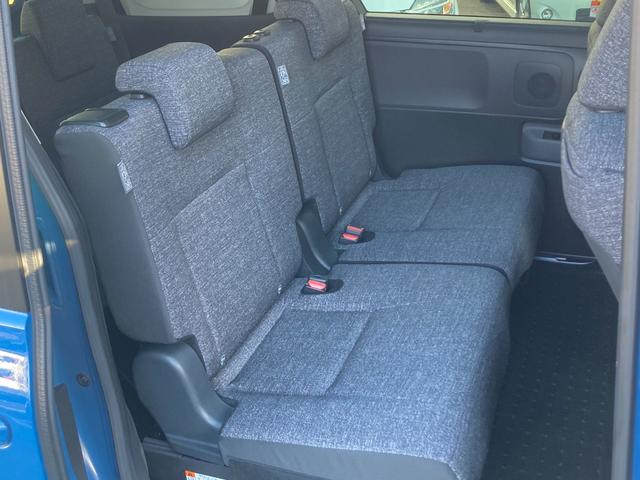 シエンタ ハイブリッドＺ　ワンオーナー　禁煙車　天井サーキュレーター　純正ディスプレイオーディオ　ナビ　ＢＴ　地デジ　全周囲カメラ　両側電動スライドドア　レーダークルーズコントロール　Ｄミラー　ドライブレコーダー　ＥＴＣ（12枚目）