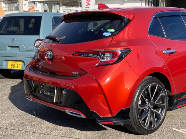 カローラスポーツ ハイブリッドＧ　Ｚ　１オーナー　ＴＲＤフロント・サイド・リア　トヨタセーフティセンス　レーダークルーズ　９インチ純正ナビ　地デジ　ＤＶＤ／ＣＤ　ＢＴ　ＨＤＭＩ　バックカメラ　ビルトインＥＴＣ２．０　前後ドラレコ（3枚目）