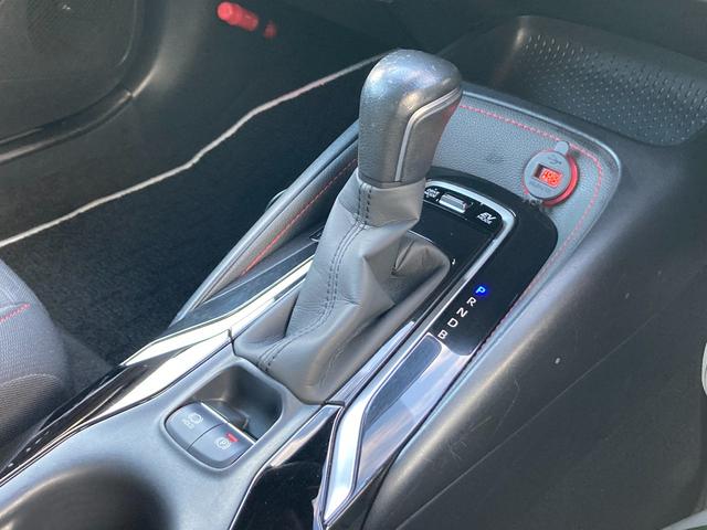 カローラスポーツ ハイブリッドＧ　Ｚ　１オーナー　ＴＲＤフロント・サイド・リア　トヨタセーフティセンス　レーダークルーズ　９インチ純正ナビ　地デジ　ＤＶＤ／ＣＤ　ＢＴ　ＨＤＭＩ　バックカメラ　ビルトインＥＴＣ２．０　前後ドラレコ（21枚目）