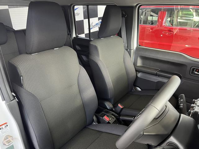 ジムニーノマド ＦＣ　登録済み未使用車　オートマ車　ＬＥＤヘッドライト　フォグランプ　スズキセーフティサポート　スマートキー　プッシュスタート　シートヒーター　ステアリングスイッチ　アイドリングストップ　コーナーセンサー（11枚目）