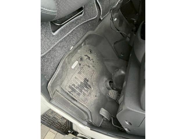 ハイエースバン スーパーＧＬ　ダークプライムＩＩ　Ｃａｒｉｃａ　Ｃａｌ‘ｓＭｏｔｏｒ　Ｃａｒｉｃａ　Ｃａｌ‘ｓＭｏｔｏｒ１１インチナビ　ＥＴＣ　デジタルミラー　バックカメラ　ベッドキット　ＲＡＹＳホイール　オープンカントリー（25枚目）