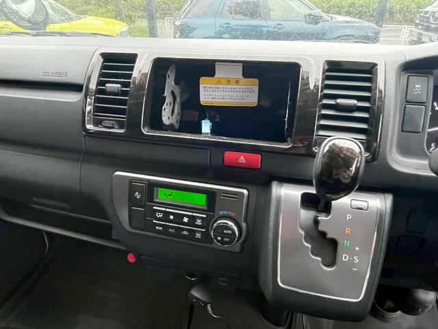 ハイエースバン スーパーＧＬ　ダークプライムＩＩ　Ｃａｒｉｃａ　Ｃａｌ‘ｓＭｏｔｏｒ　Ｃａｒｉｃａ　Ｃａｌ‘ｓＭｏｔｏｒ１１インチナビ　ＥＴＣ　デジタルミラー　バックカメラ　ベッドキット　ＲＡＹＳホイール　オープンカントリー（37枚目）