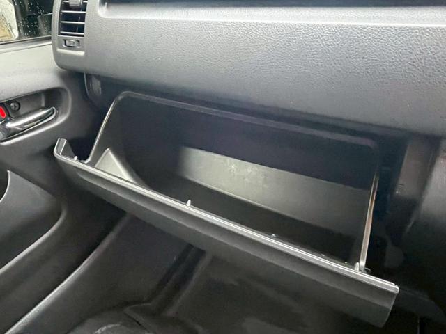 ハイエースバン スーパーＧＬ　ダークプライムＩＩ　Ｃａｒｉｃａ　Ｃａｌ‘ｓＭｏｔｏｒ　Ｃａｒｉｃａ　Ｃａｌ‘ｓＭｏｔｏｒ１１インチナビ　ＥＴＣ　デジタルミラー　バックカメラ　ベッドキット　ＲＡＹＳホイール　オープンカントリー（52枚目）