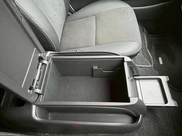 ハイエースバン スーパーＧＬ　ダークプライムＩＩ　Ｃａｒｉｃａ　Ｃａｌ‘ｓＭｏｔｏｒ　Ｃａｒｉｃａ　Ｃａｌ‘ｓＭｏｔｏｒ１１インチナビ　ＥＴＣ　デジタルミラー　バックカメラ　ベッドキット　ＲＡＹＳホイール　オープンカントリー（56枚目）