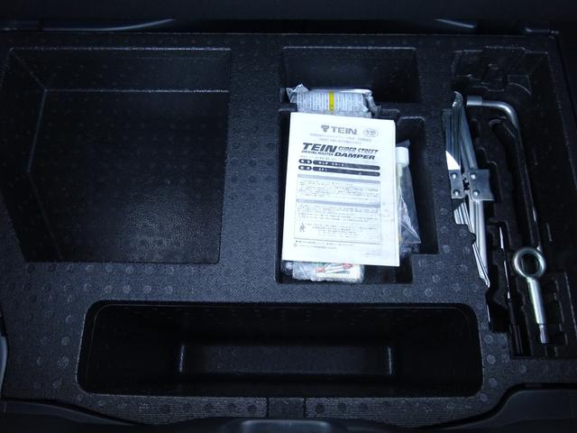 ＣＲ－Ｚ αブラックレーベル　平成２３年式走行７１４００キロタイミングチェーン６速ＭＴスマートキー無限フルエアロＴＥＩＮ車高調オートエアコンパワステフル装備ＨＤＤナビワンセグＴＶバックカメラＥＴＣ社外１７インチアルミ（23枚目）