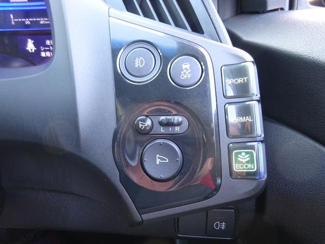 ＣＲ－Ｚ αブラックレーベル　平成２３年式走行７１４００キロタイミングチェーン６速ＭＴスマートキー無限フルエアロＴＥＩＮ車高調オートエアコンパワステフル装備ＨＤＤナビワンセグＴＶバックカメラＥＴＣ社外１７インチアルミ（54枚目）