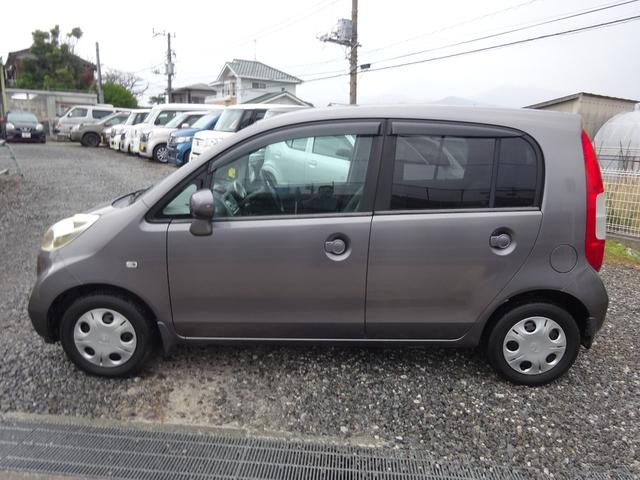 ライフ ハッピーエディション　平成１８年式　走行４５４００キロ　修復歴無し　４速ＡＴ　キーレス　オートエアコン　パワステ　フル装備　電動格納ミラー　プライバシーガラス（8枚目）