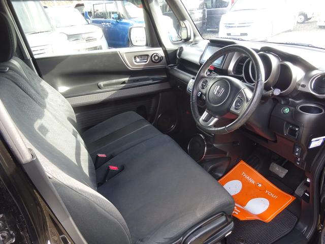 当社では、遠方登録納車も承っております。遠方のお客様に対しても親身になてお車のご相談をお受けいたします。　現車確認が出来ないというお客様には、電話やメールにてご対応させて頂きます。