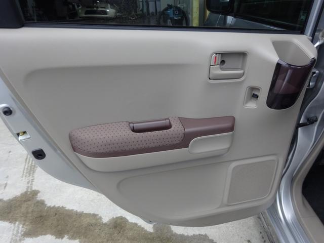 車検・整備・修理・板金はもちろんのこと、社外のナビ、地デジチューナー、ＥＴＣ、社外パーツ等々の取り付けも承ります。お気軽にご相談ください。