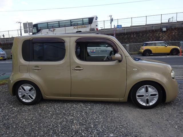 キューブ １５Ｘ　Ｖセレクション　平成２１年式車検令和８年２月走行１６０５００キロタイミングチェーンＣＶＴスマートキーオートエアコンパワステフル装備ＥＴＣ純正ＳＤナビフルセグＴＶＵＳＢ接続音楽録音車高調ローダウンヒッチメンバー現状販売（9枚目）