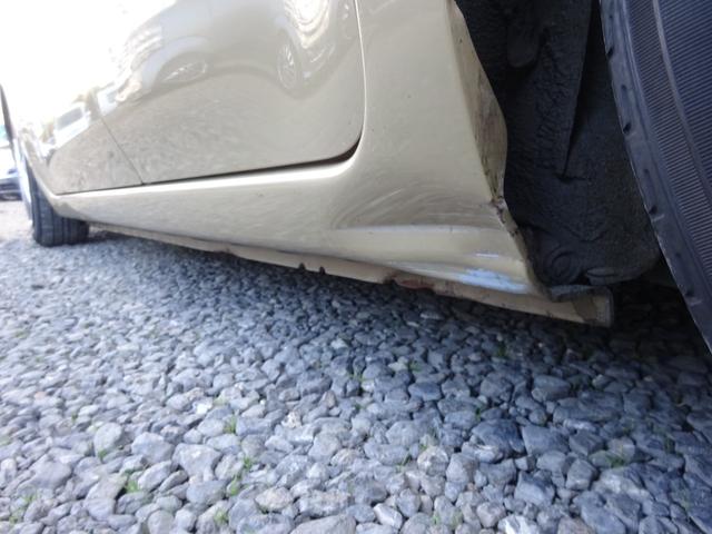 キューブ １５Ｘ　Ｖセレクション　平成２１年式車検令和８年２月走行１６０５００キロタイミングチェーンＣＶＴスマートキーオートエアコンパワステフル装備ＥＴＣ純正ＳＤナビフルセグＴＶＵＳＢ接続音楽録音車高調ローダウンヒッチメンバー現状販売（13枚目）