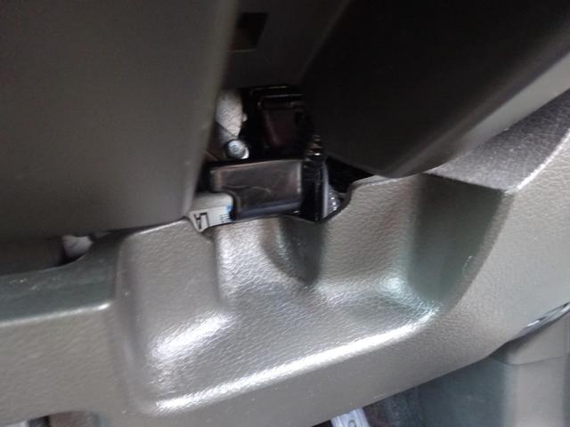 キューブ １５Ｘ　Ｖセレクション　平成２１年式車検令和８年２月走行１６０５００キロタイミングチェーンＣＶＴスマートキーオートエアコンパワステフル装備ＥＴＣ純正ＳＤナビフルセグＴＶＵＳＢ接続音楽録音車高調ローダウンヒッチメンバー現状販売（61枚目）