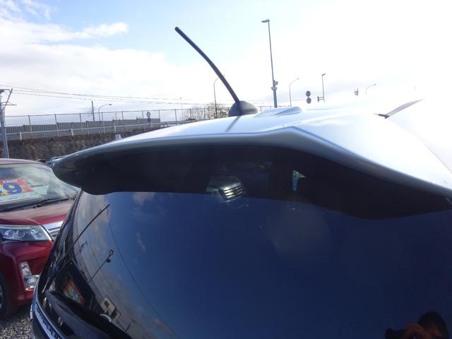 フィットハイブリッド RS 平成24年式車検令和8年6月走行154200キロタイミングチェーン修復歴無し6速MTスマートキーオートエアコンパワステ純正メモリーナビフルセグTV音楽録音BluetoothバックカメラETCHID(12枚目)