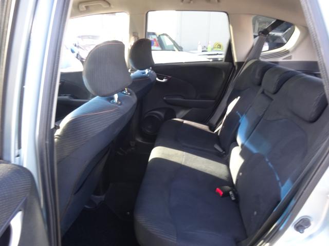 フィットハイブリッド RS 平成24年式車検令和8年6月走行154200キロタイミングチェーン修復歴無し6速MTスマートキーオートエアコンパワステ純正メモリーナビフルセグTV音楽録音BluetoothバックカメラETCHID(30枚目)