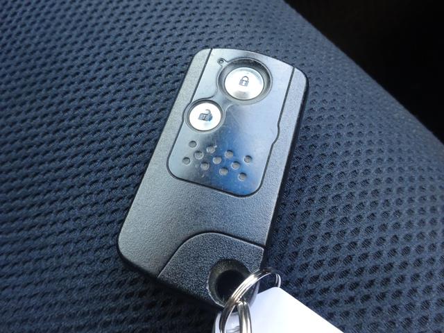 フィットハイブリッド RS 平成24年式車検令和8年6月走行154200キロタイミングチェーン修復歴無し6速MTスマートキーオートエアコンパワステ純正メモリーナビフルセグTV音楽録音BluetoothバックカメラETCHID(62枚目)