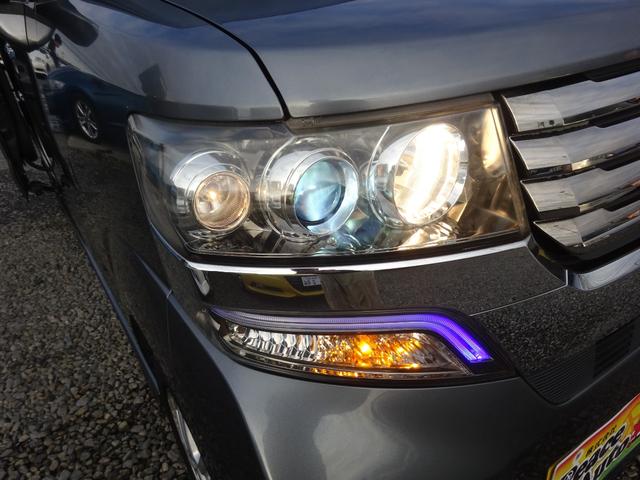 �w�b�h���C�g���Y��ł����c