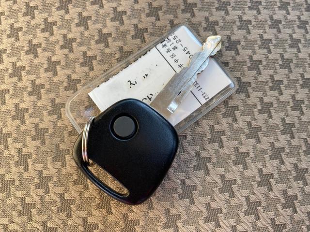 ECO-L 記録簿 アイドリングストップ キーレス 盗難防止装置 CDラジオ CVT タイミングチェーン エアコン パワステ パワーウィンドウ 運転席・助手席エアバッグ ABS(17枚目)