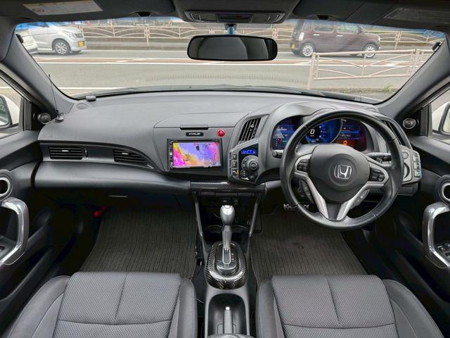ＣＲ－Ｚ αブラックレーベル　ワークエモーション　ＣＲ極　１８インチホイール　柿本改マフラー　ダウンサス　ＦＡＬＫＥＮ新品タイヤ　クスコタワーバー　スマートキー　ＥＴＣ　ナビ　バックカメラ　ブルートゥース接続　ＴＶ　サブウーファー（12枚目）