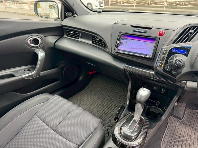 ＣＲ－Ｚ αブラックレーベル　ワークエモーション　ＣＲ極　１８インチホイール　柿本改マフラー　ダウンサス　ＦＡＬＫＥＮ新品タイヤ　クスコタワーバー　スマートキー　ＥＴＣ　ナビ　バックカメラ　ブルートゥース接続　ＴＶ　サブウーファー（13枚目）