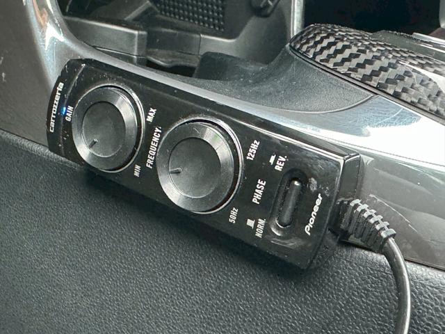 ＣＲ－Ｚ αブラックレーベル　ワークエモーション　ＣＲ極　１８インチホイール　柿本改マフラー　ダウンサス　ＦＡＬＫＥＮ新品タイヤ　クスコタワーバー　スマートキー　ＥＴＣ　ナビ　バックカメラ　ブルートゥース接続　ＴＶ　サブウーファー（23枚目）