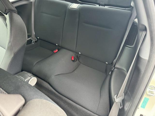 ＣＲ－Ｚ αブラックレーベル　ワークエモーション　ＣＲ極　１８インチホイール　柿本改マフラー　ダウンサス　ＦＡＬＫＥＮ新品タイヤ　クスコタワーバー　スマートキー　ＥＴＣ　ナビ　バックカメラ　ブルートゥース接続　ＴＶ　サブウーファー（36枚目）