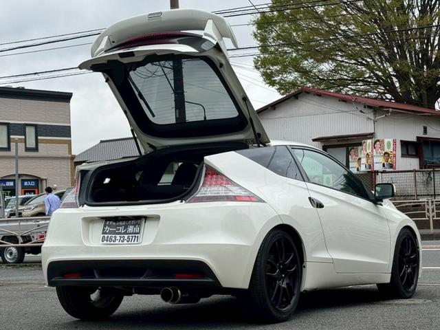 ＣＲ－Ｚ αブラックレーベル　ワークエモーション　ＣＲ極　１８インチホイール　柿本改マフラー　ダウンサス　ＦＡＬＫＥＮ新品タイヤ　クスコタワーバー　スマートキー　ＥＴＣ　ナビ　バックカメラ　ブルートゥース接続　ＴＶ　サブウーファー（38枚目）