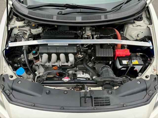 ＣＲ－Ｚ αブラックレーベル　ワークエモーション　ＣＲ極　１８インチホイール　柿本改マフラー　ダウンサス　ＦＡＬＫＥＮ新品タイヤ　クスコタワーバー　スマートキー　ＥＴＣ　ナビ　バックカメラ　ブルートゥース接続　ＴＶ　サブウーファー（43枚目）