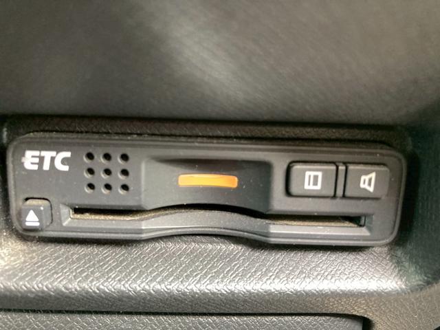 ステップワゴンスパーダ クールスピリット　ナビ　前後左右カメラ　ＥＴＣ　両側電動スライドドア　タイミングチェーン　ＭＳＶ　修復歴なし　スマートキー２個　ＭＴモード付ＣＶＴ　純正アルミホイール　ＨＩＤ　フォグ（6枚目）