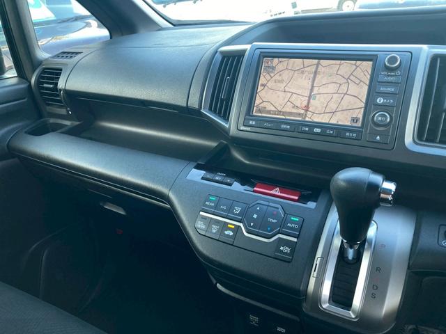 ステップワゴンスパーダ クールスピリット　ナビ　前後左右カメラ　ＥＴＣ　両側電動スライドドア　タイミングチェーン　ＭＳＶ　修復歴なし　スマートキー２個　ＭＴモード付ＣＶＴ　純正アルミホイール　ＨＩＤ　フォグ（8枚目）