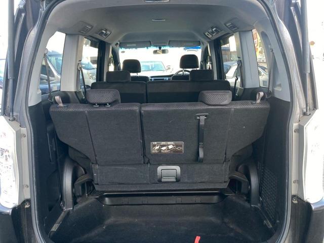 ステップワゴンスパーダ クールスピリット　記録簿　ナビ　地デジ　全方位カメラ　ＥＴＣ　両側電動スライドドア　ＣＤ・ＤＶＤ再生　タイミングチェーン　ＭＳＶ　修復歴なし　スマートキー２個　ＭＴモード付ＣＶＴ　純正アルミホイール　ＨＩＤ　フォグ（35枚目）