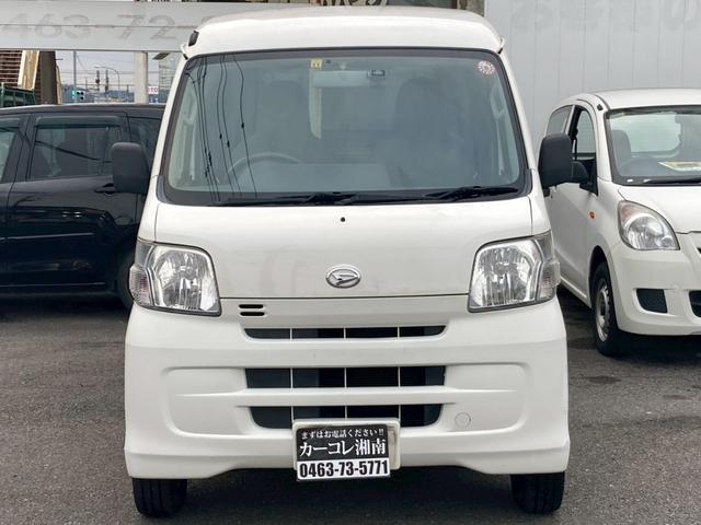 ハイゼットカーゴ ＤＸ　ドラレコ　ＥＴＣ　パワーウィンドウ　頭上コンソール　タイミングチェーン　ハイルーフ　インパネ４ＡＴ　修復歴無し　エアコン　パワステ　フルフラットシート　４ナンバー　軽貨物　積載量３５０ｋｇ（2枚目）