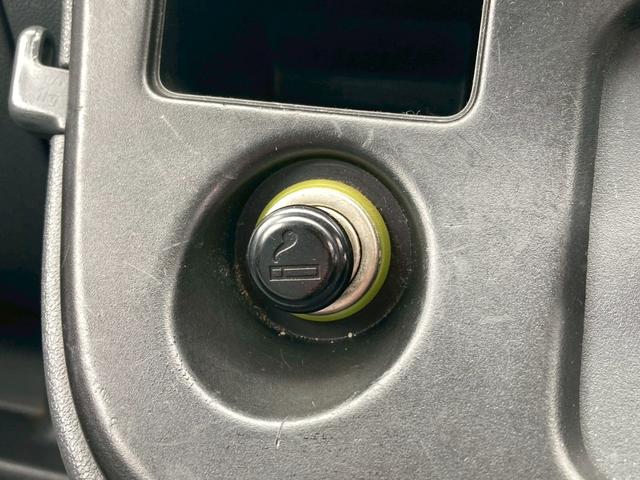 ハイゼットカーゴ ＤＸ　ドラレコ　ＥＴＣ　パワーウィンドウ　頭上コンソール　タイミングチェーン　ハイルーフ　インパネ４ＡＴ　修復歴無し　エアコン　パワステ　フルフラットシート　４ナンバー　軽貨物　積載量３５０ｋｇ（21枚目）