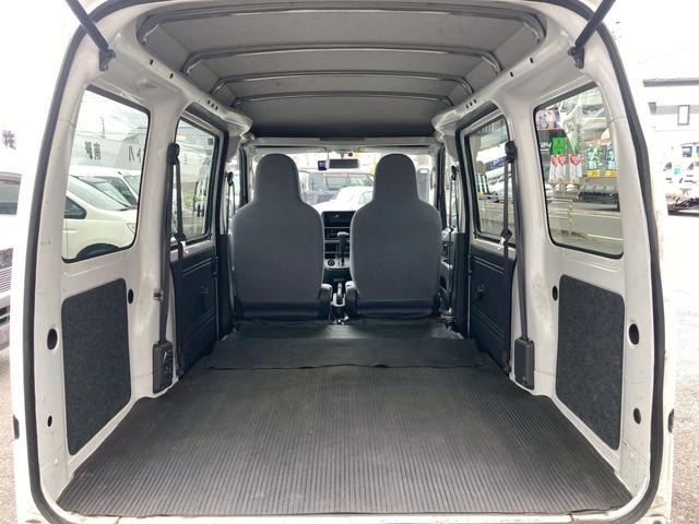 ハイゼットカーゴ ＤＸ　ドラレコ　ＥＴＣ　パワーウィンドウ　頭上コンソール　タイミングチェーン　ハイルーフ　インパネ４ＡＴ　修復歴無し　エアコン　パワステ　フルフラットシート　４ナンバー　軽貨物　積載量３５０ｋｇ（32枚目）