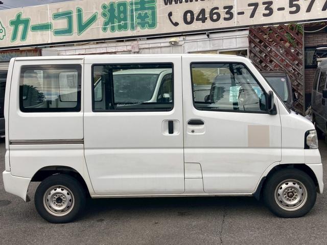ミニキャブバン ＣＤ　法人１オーナー　切替４ＷＤ　タイベル交換済み　修復歴無し（4枚目）