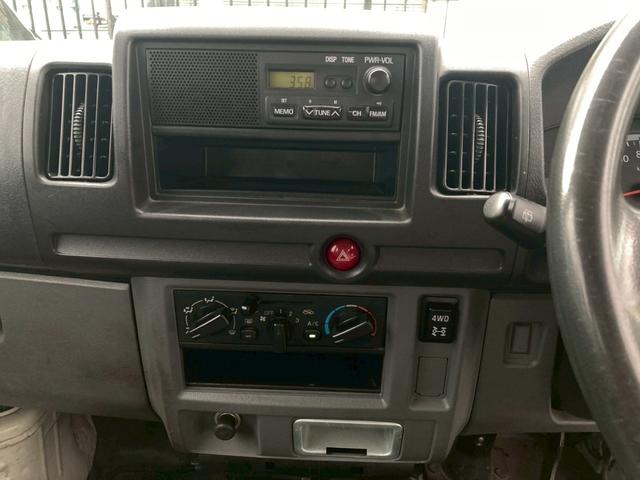 ミニキャブバン ＣＤ　法人１オーナー　切替４ＷＤ　タイベル交換済み　修復歴無し（10枚目）