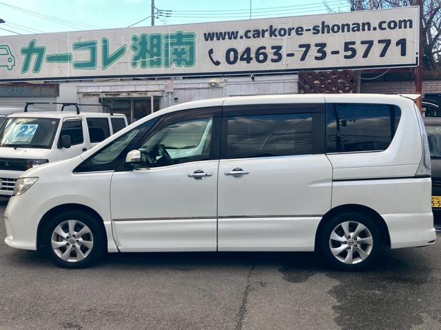 セレナ ハイウェイスター　ドラレコ　フリップダウンモニター　ナビ　ブルートゥース　バックカメラ　フルセグＴＶ　両側電動スライド　２０２３年製造タイヤ　ＥＴＣ　スマートキー２本　修復歴無し　タイミングチェーン　ＣＤ　ＤＶＤ再生（5枚目）