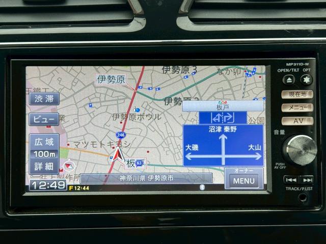 セレナ ハイウェイスター　ドラレコ　フリップダウンモニター　ナビ　ブルートゥース　バックカメラ　フルセグＴＶ　両側電動スライド　２０２３年製造タイヤ　ＥＴＣ　スマートキー２本　修復歴無し　タイミングチェーン　ＣＤ　ＤＶＤ再生（16枚目）