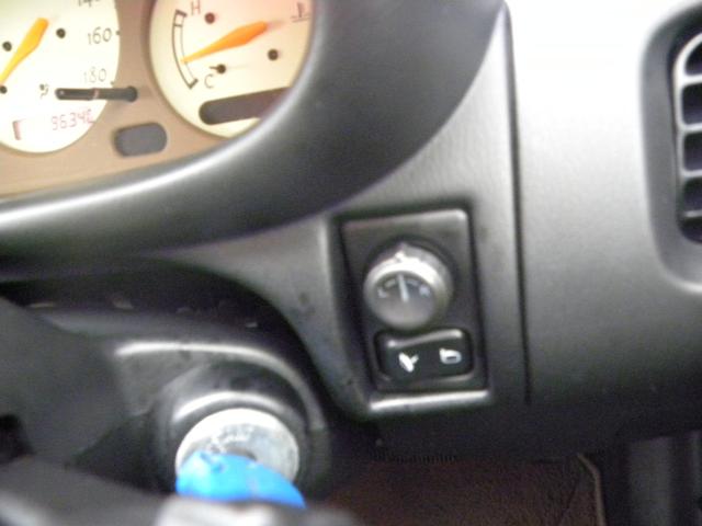 マーチ ボレロ　検９年４月　ＥＴＣ　パワステ　エアコン　パワーウィンドウ　キーレス　フォグランプ（49枚目）