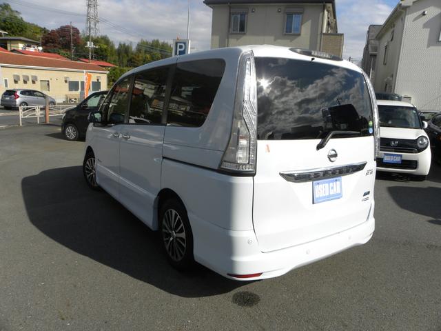 セレナ ハイウェイスターＳ－ＨＶアドバンスドセーフティパック　８人乗り　ナビ　ＴＶ　ＥＴＣ　バックモニター　フリップダウンモニター　オートクルーズ　両側電動パワスラ　ＨＩＤヘッドライト　キーレス　プッシュスタート　純正１６インチアルミホイール（7枚目）