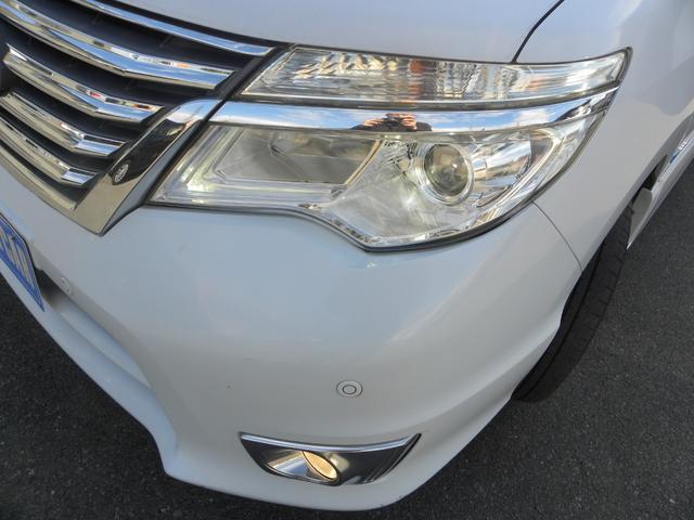 セレナ ハイウェイスターＳ－ＨＶアドバンスドセーフティパック　８人乗り　ナビ　ＴＶ　ＥＴＣ　バックモニター　フリップダウンモニター　オートクルーズ　両側電動パワスラ　ＨＩＤヘッドライト　キーレス　プッシュスタート　純正１６インチアルミホイール（18枚目）